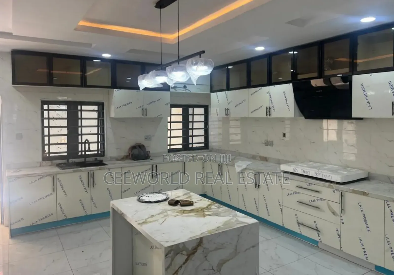 5bdrm Duplex in Blue Gate, Oluyole Estate for sale