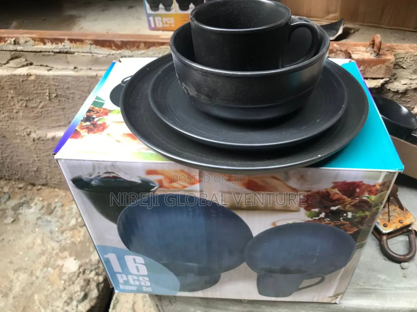 Black 16pcs Dinner Set