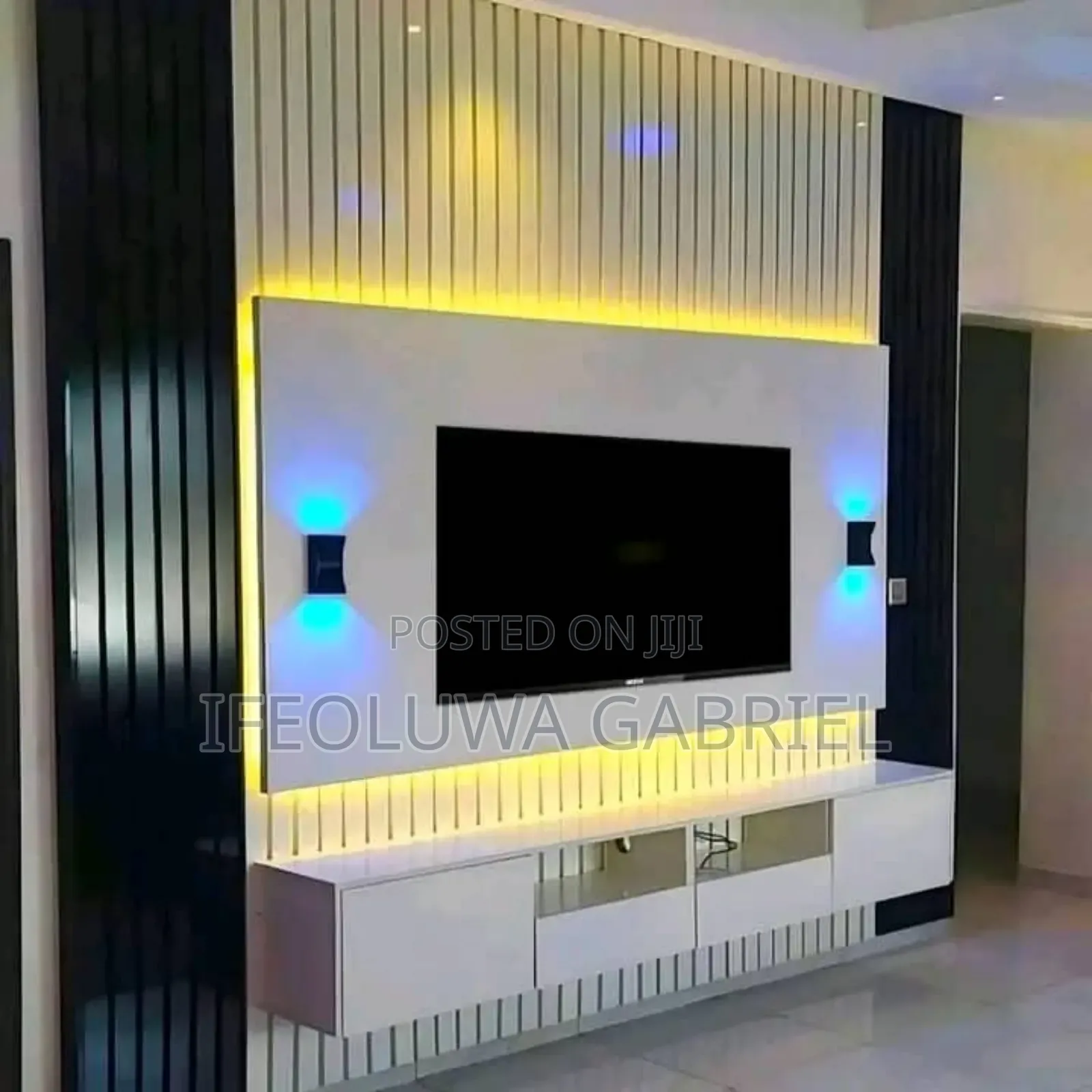 8ft by 10ft Tv Console