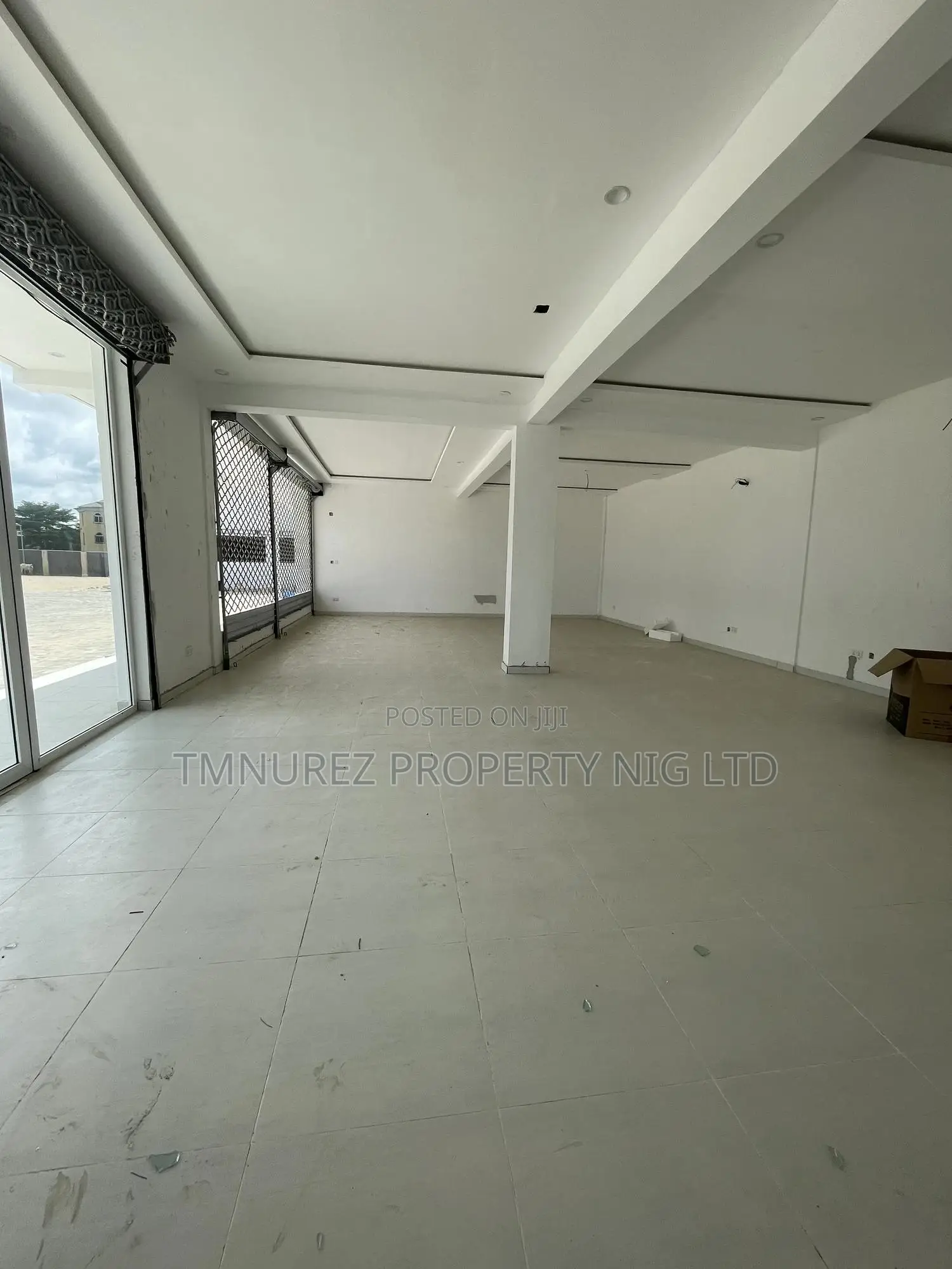 100 SQM Space for Rent at Lekki Scheme2