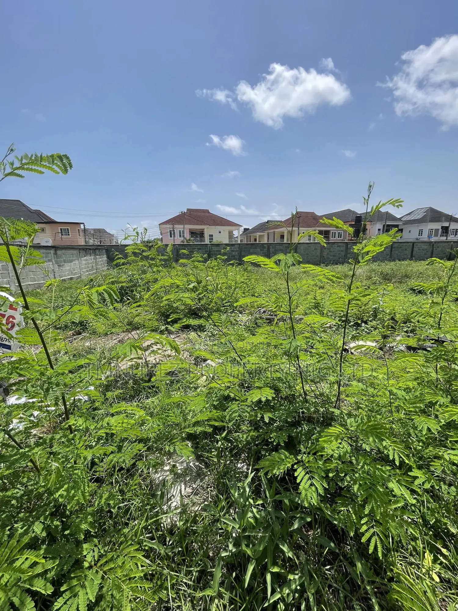 1000 Square Meters Land for Sale