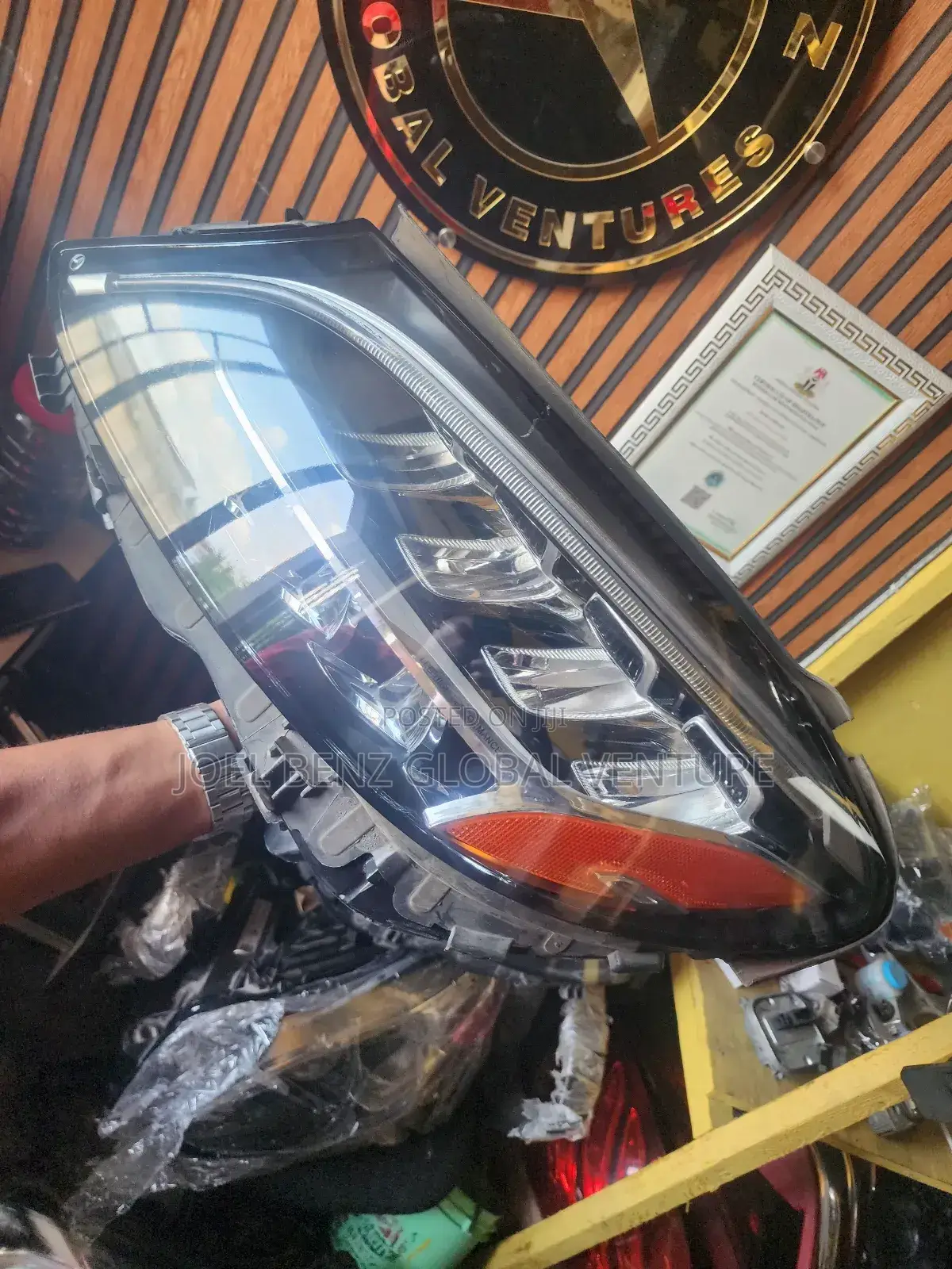 C300 2019 Follow Come Headlight