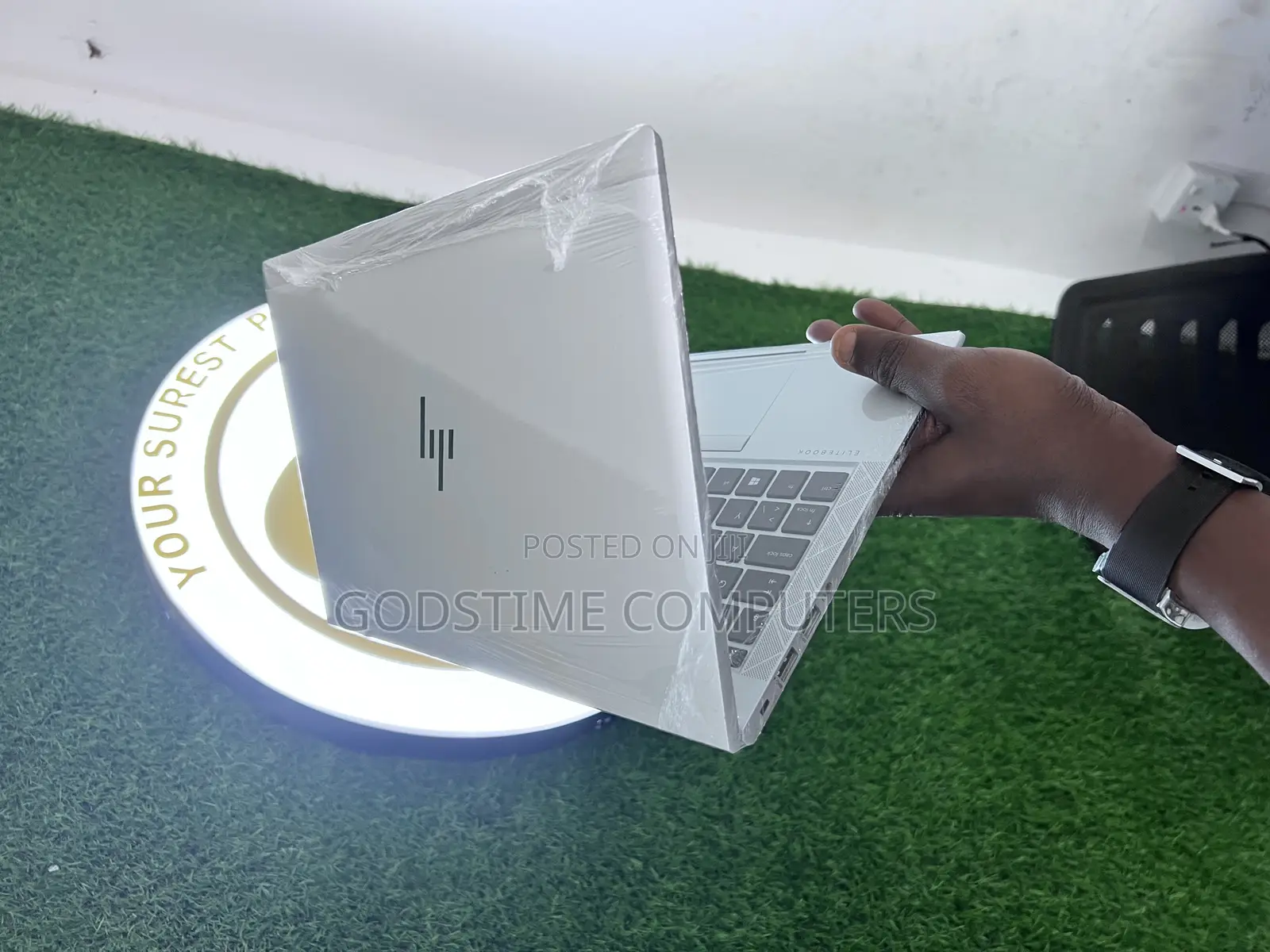 New Laptop HP EliteBook 840 G7 32GB Intel Core I7 SSD 512GB