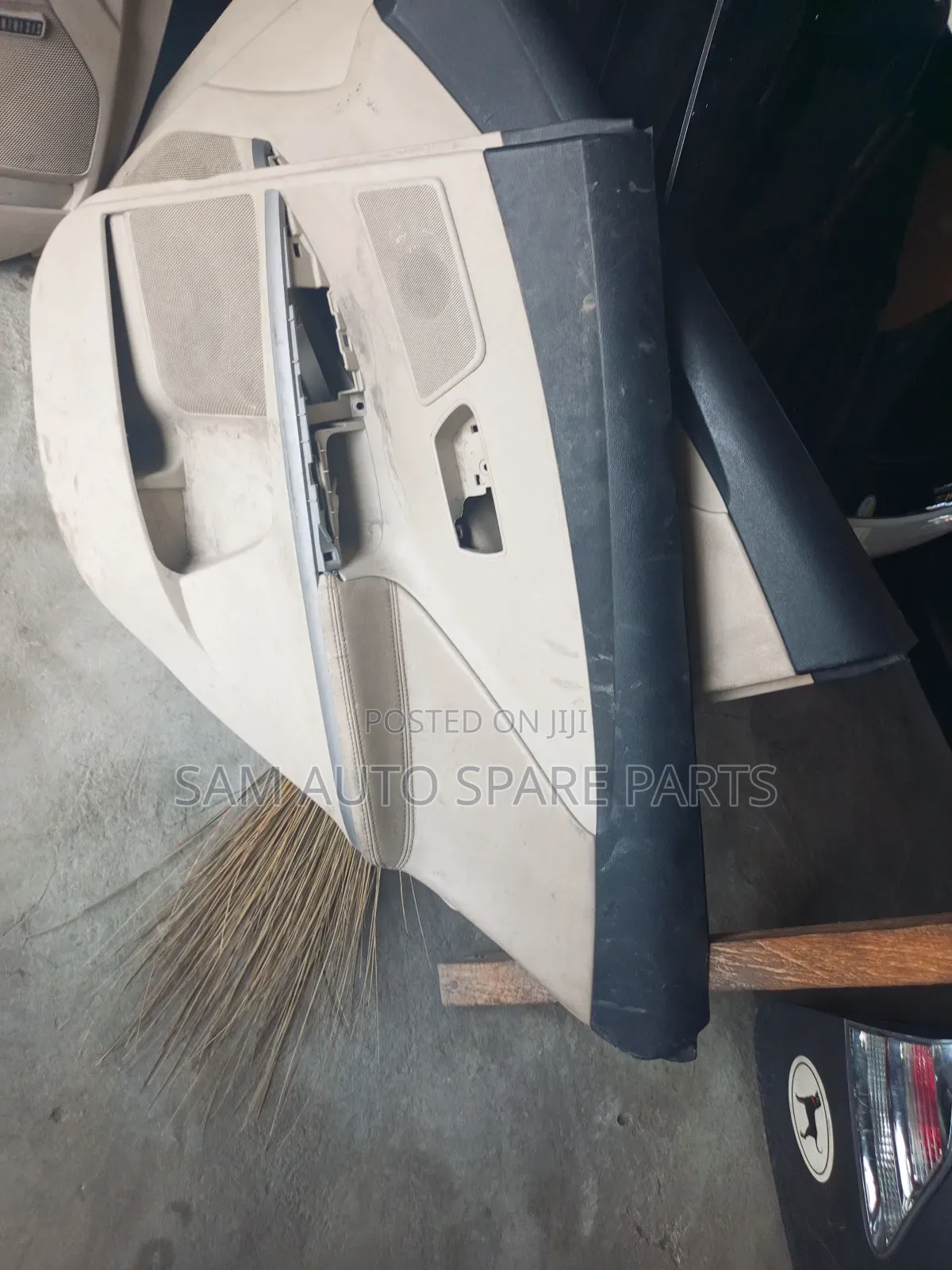 Toyota Venza Door Complete Set 2012 Model