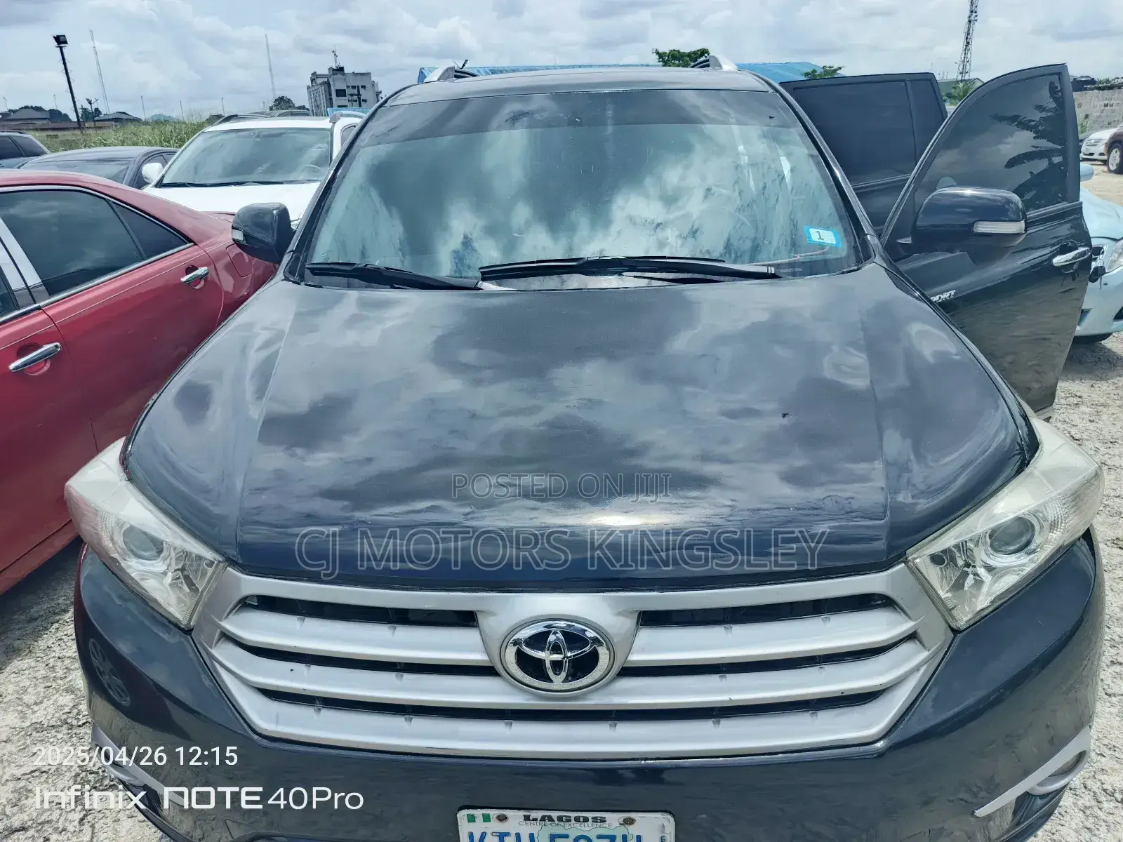 Toyota Highlander SE 2012 Black