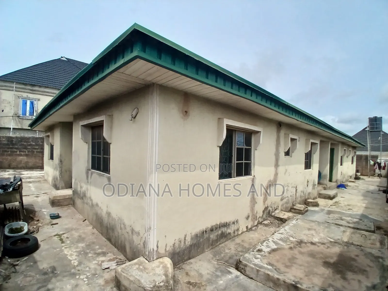 6bdrm Bungalow in Agbofieti/Idi-Ishin, Ibadan for sale