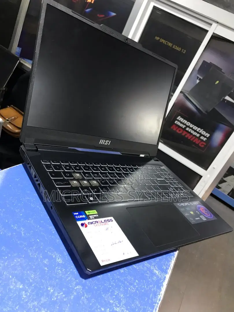 Laptop MSI Cyborg 15 16GB Intel Core I7 SSD 512GB