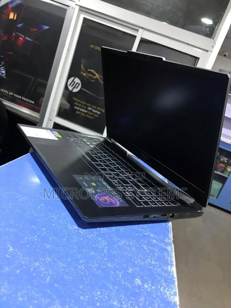 Laptop MSI Cyborg 15 16GB Intel Core I7 SSD 512GB