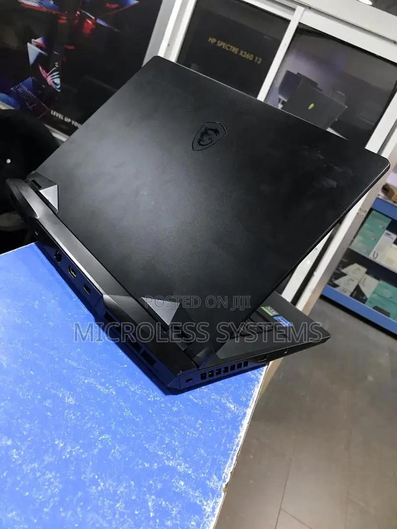 Laptop MSI GP66 Raider 10GU 32GB Intel Core I7 SSD 1T