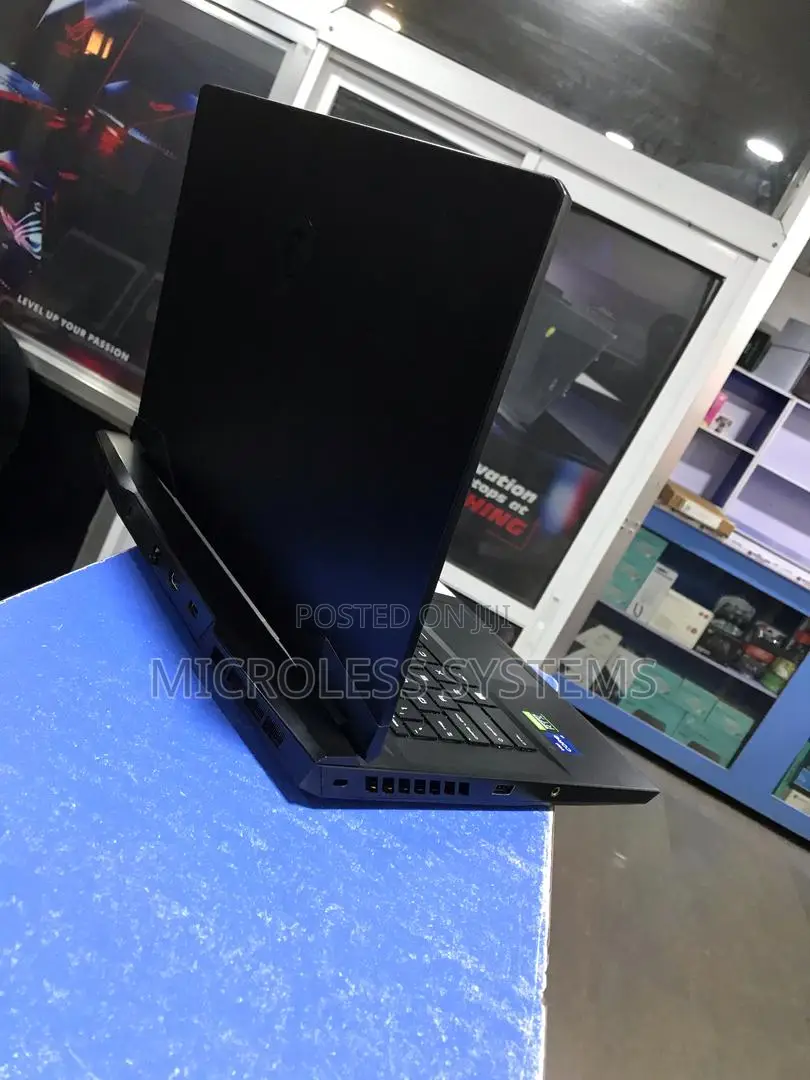 Laptop MSI GP66 Raider 10GU 32GB Intel Core I7 SSD 1T