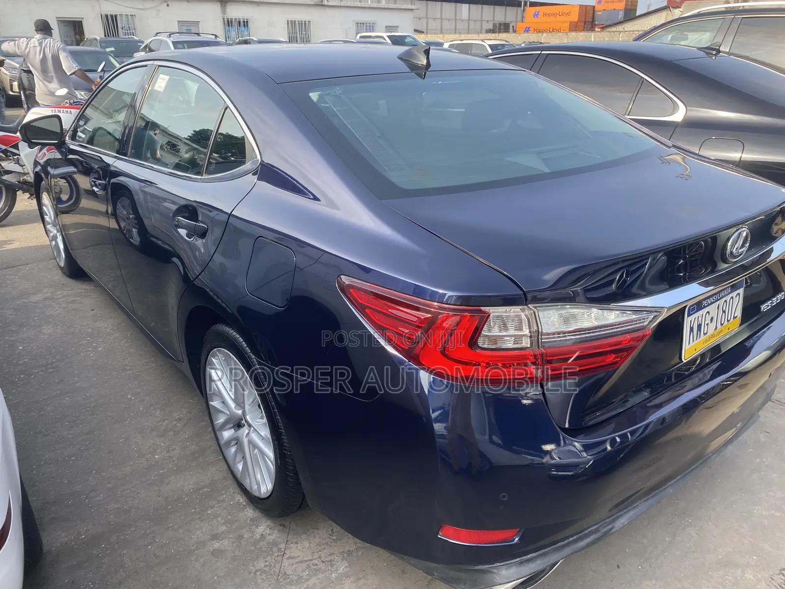 Lexus ES 350 FWD 2016 Blue