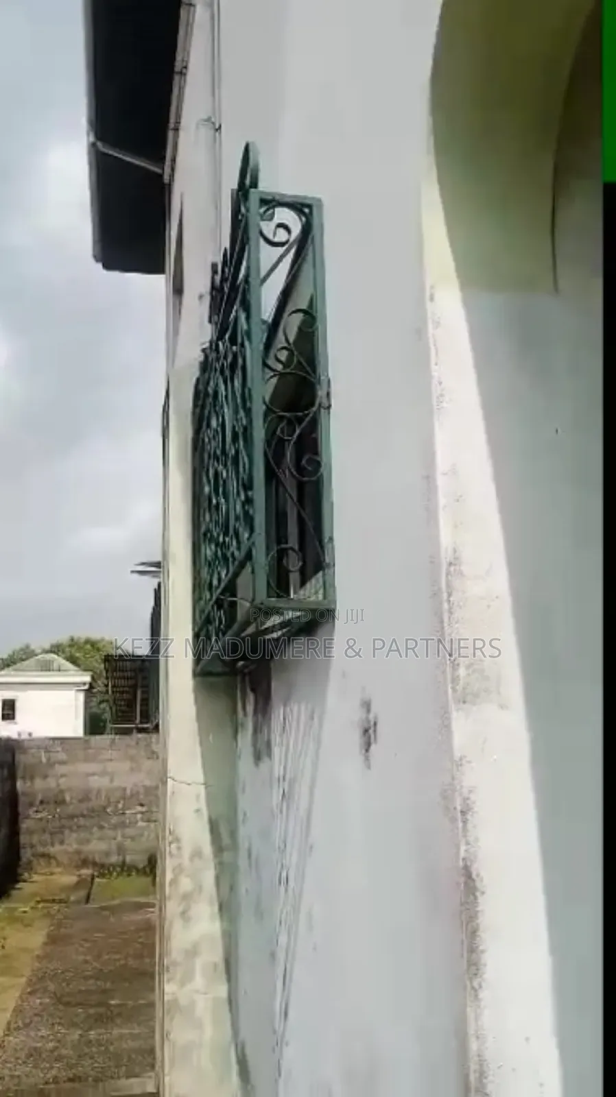 7bdrm Duplex in An Estate At Trans for rent