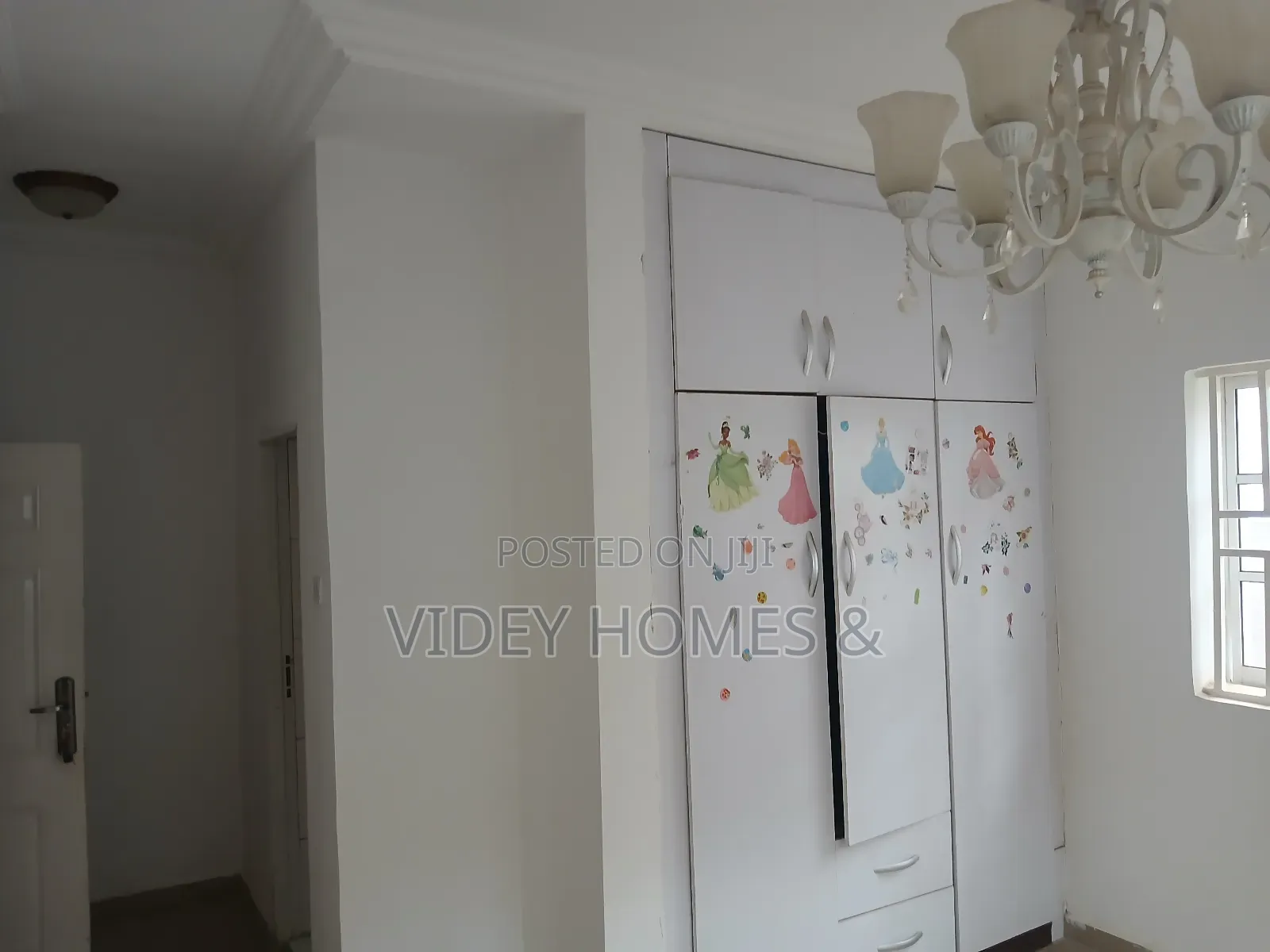 3bdrm Bungalow in Suncity Estate, Galadimawa for rent