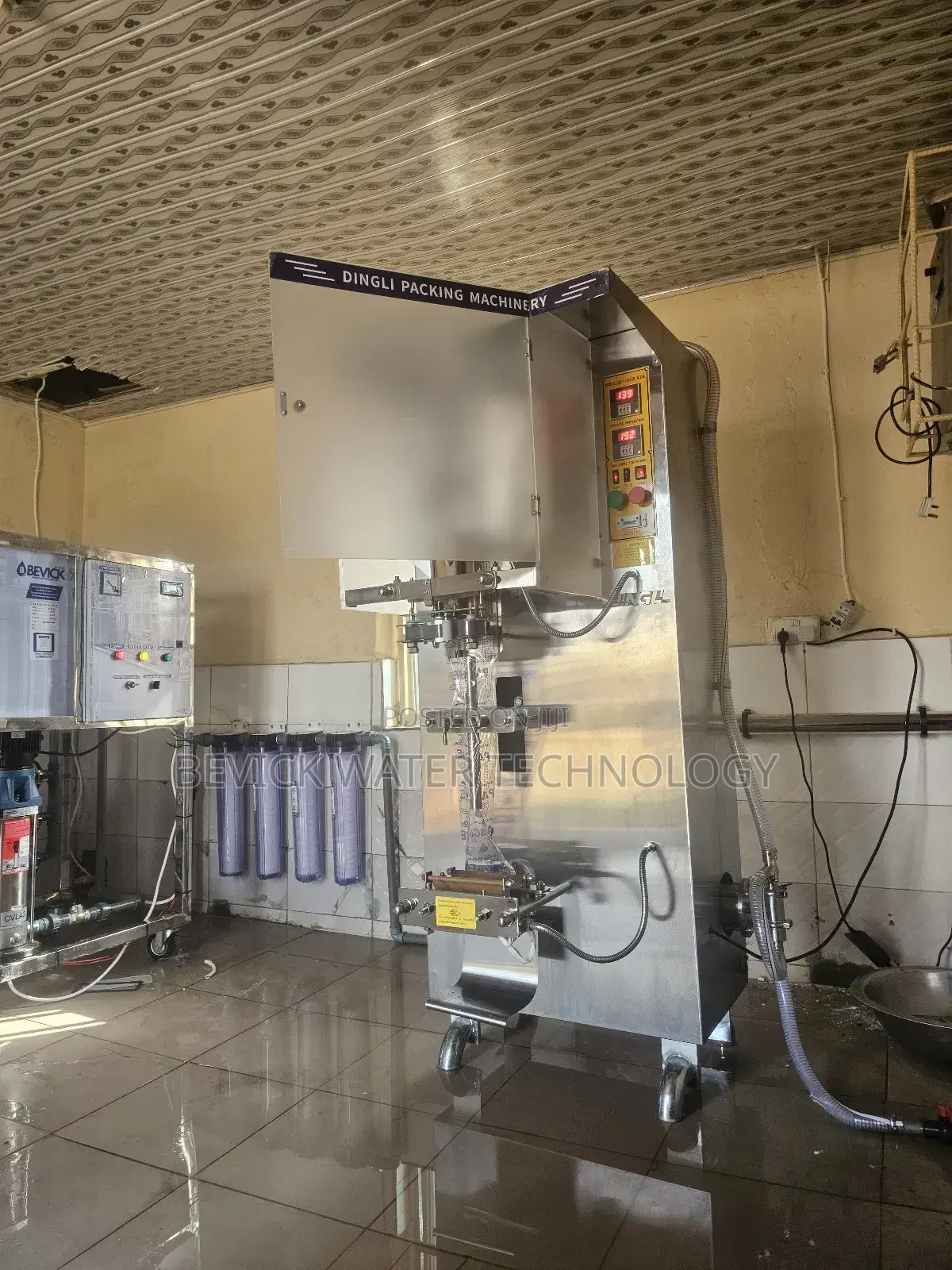 Full Pure/Sachet Water Factory Equipments