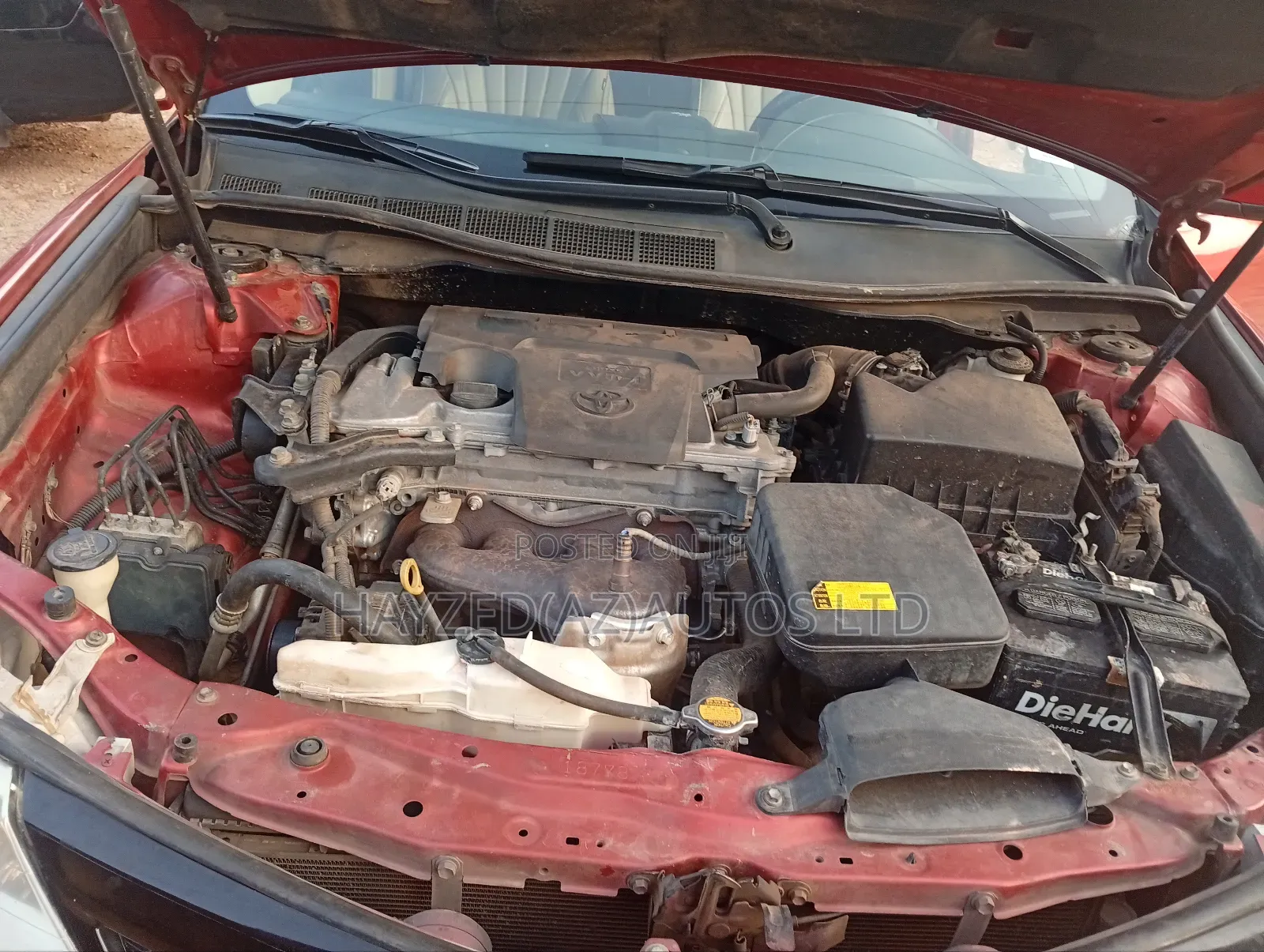 Toyota Camry LE 4dr Sedan (2.5L 4cyl 6A) 2013 Red
