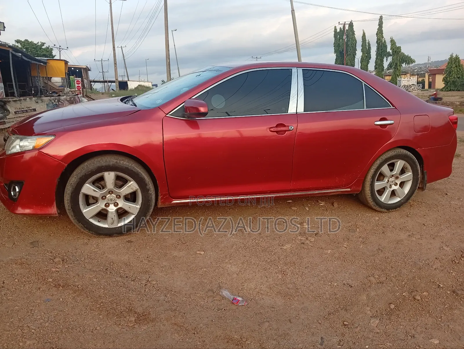 Toyota Camry LE 4dr Sedan (2.5L 4cyl 6A) 2013 Red