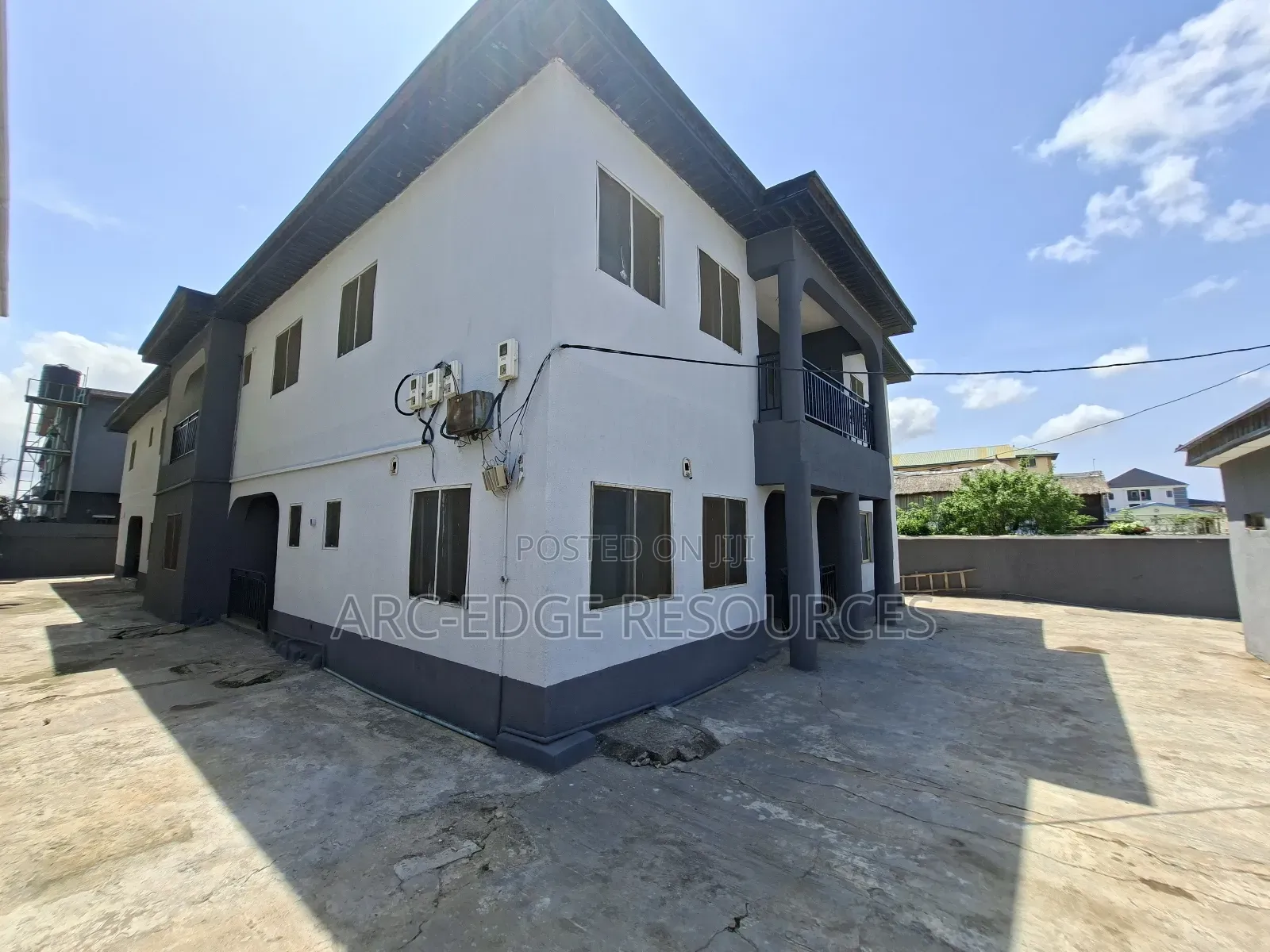 3bdrm Block of Flats in Ago Palace for sale