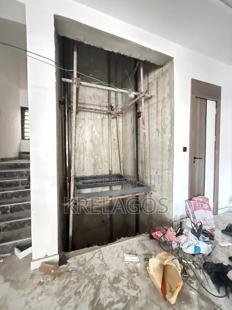 2bdrm Apartment in Lekki Phase 1 for sale