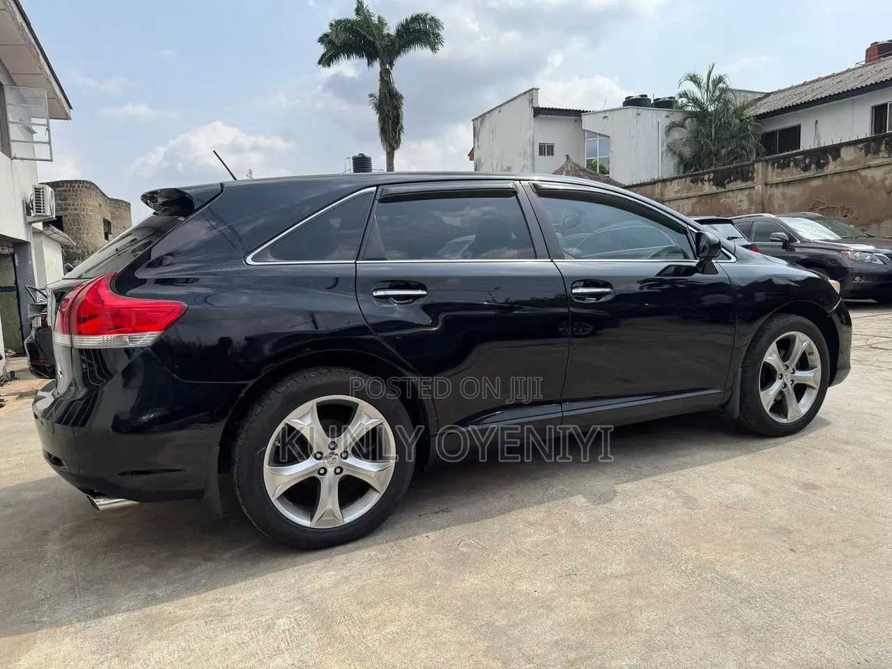 Toyota Venza V6 AWD 2012 Matt Black