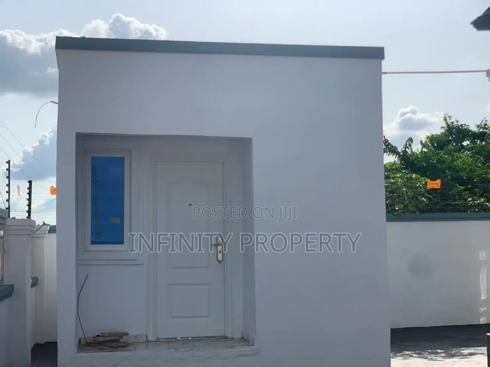 2bdrm Block of Flats in Rock Of Ages, Benin City for sale