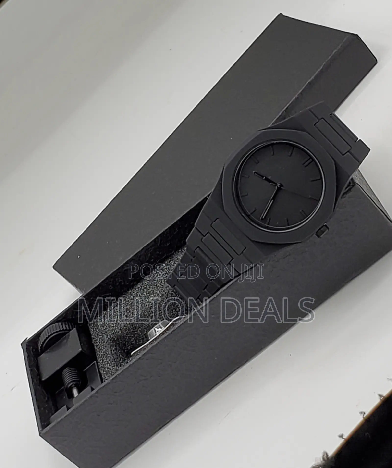 Classic Silicon Black Men's Valenzo Wrist Watch