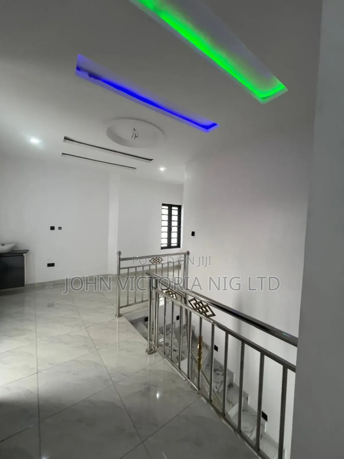 5bdrm Duplex in Magodo Phase One for sale