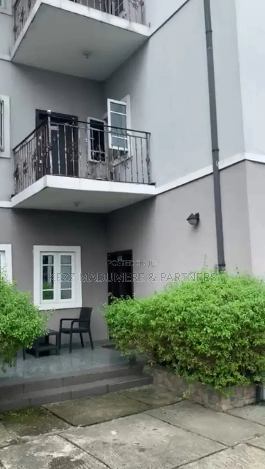 12bdrm Duplex in Paradise Estate,, Port-Harcourt for sale