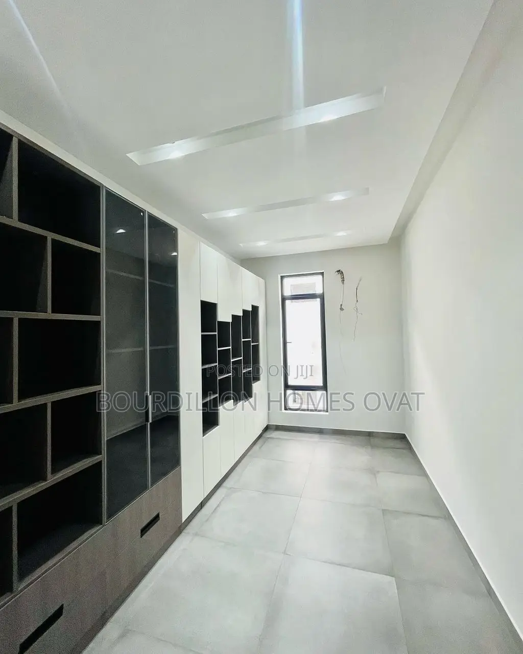 6bdrm Apartment in Ikoyi for sale