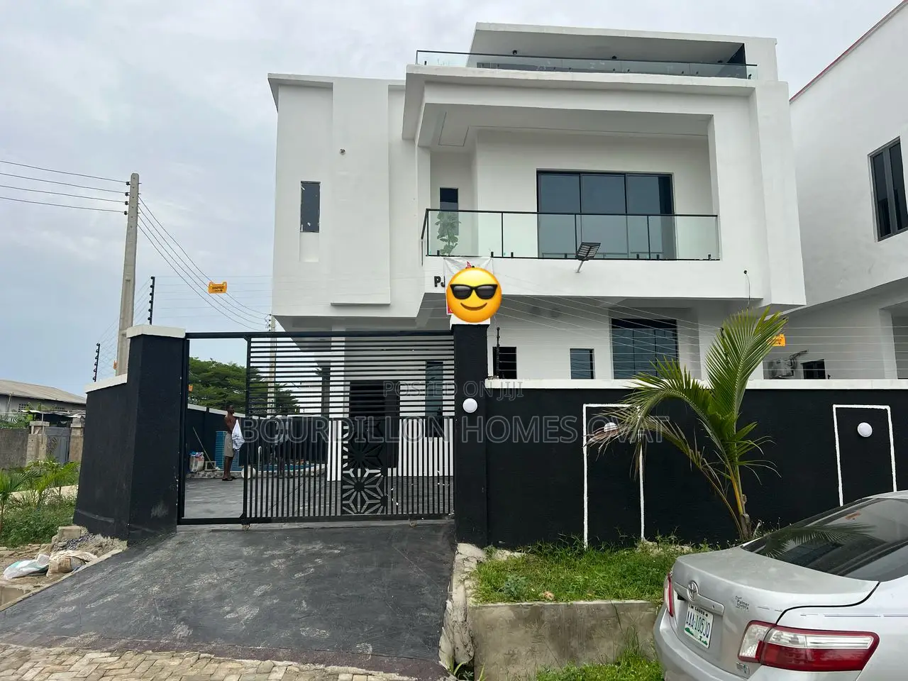 5bdrm Duplex in Lekki for sale