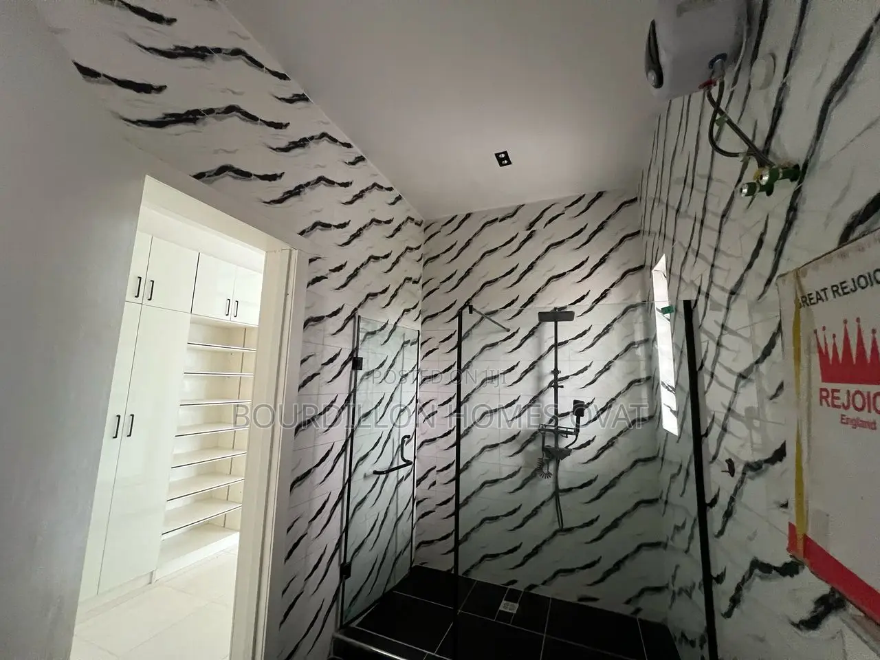 5bdrm Duplex in Lekki for sale