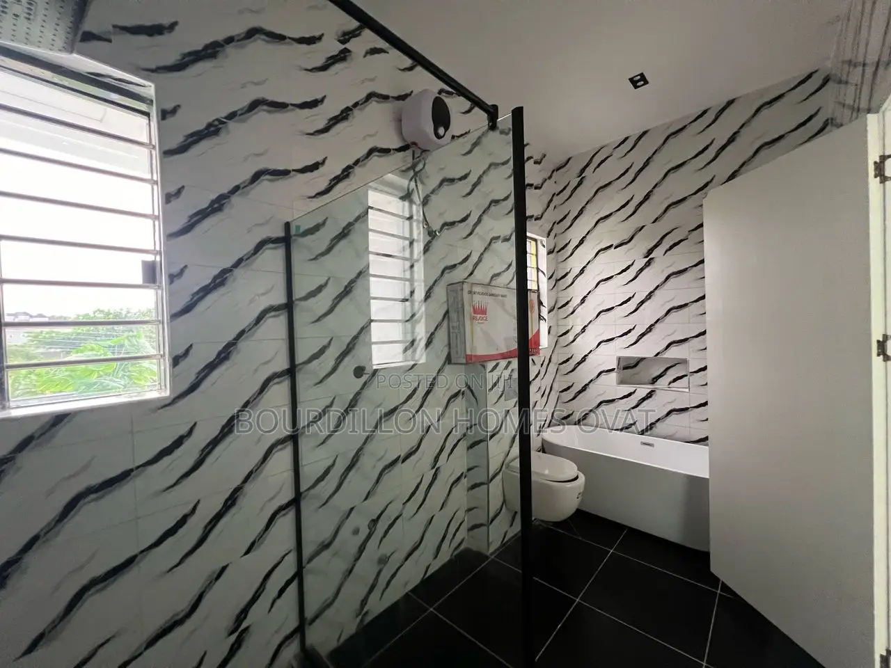5bdrm Duplex in Lekki for sale