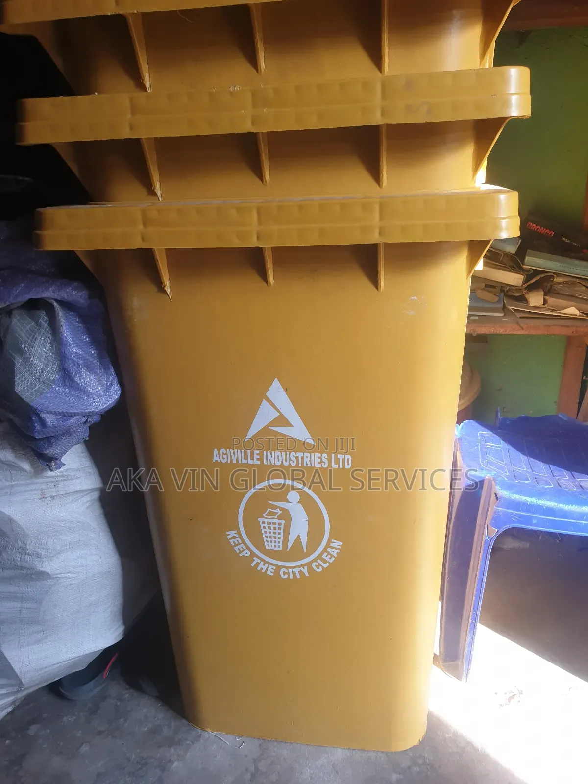 240 Litre Wheelie Bin
