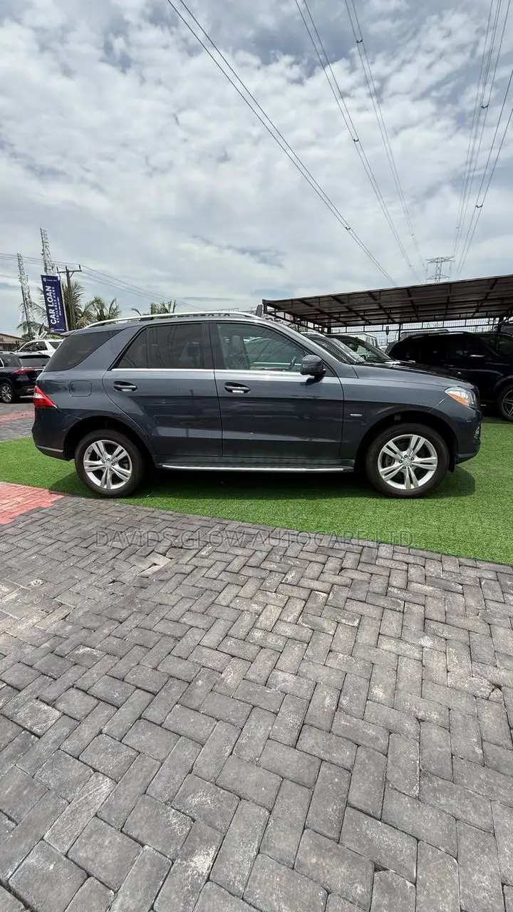 Mercedes-Benz M Class ML 350 BlueTEC 4Matic 2012 Gray