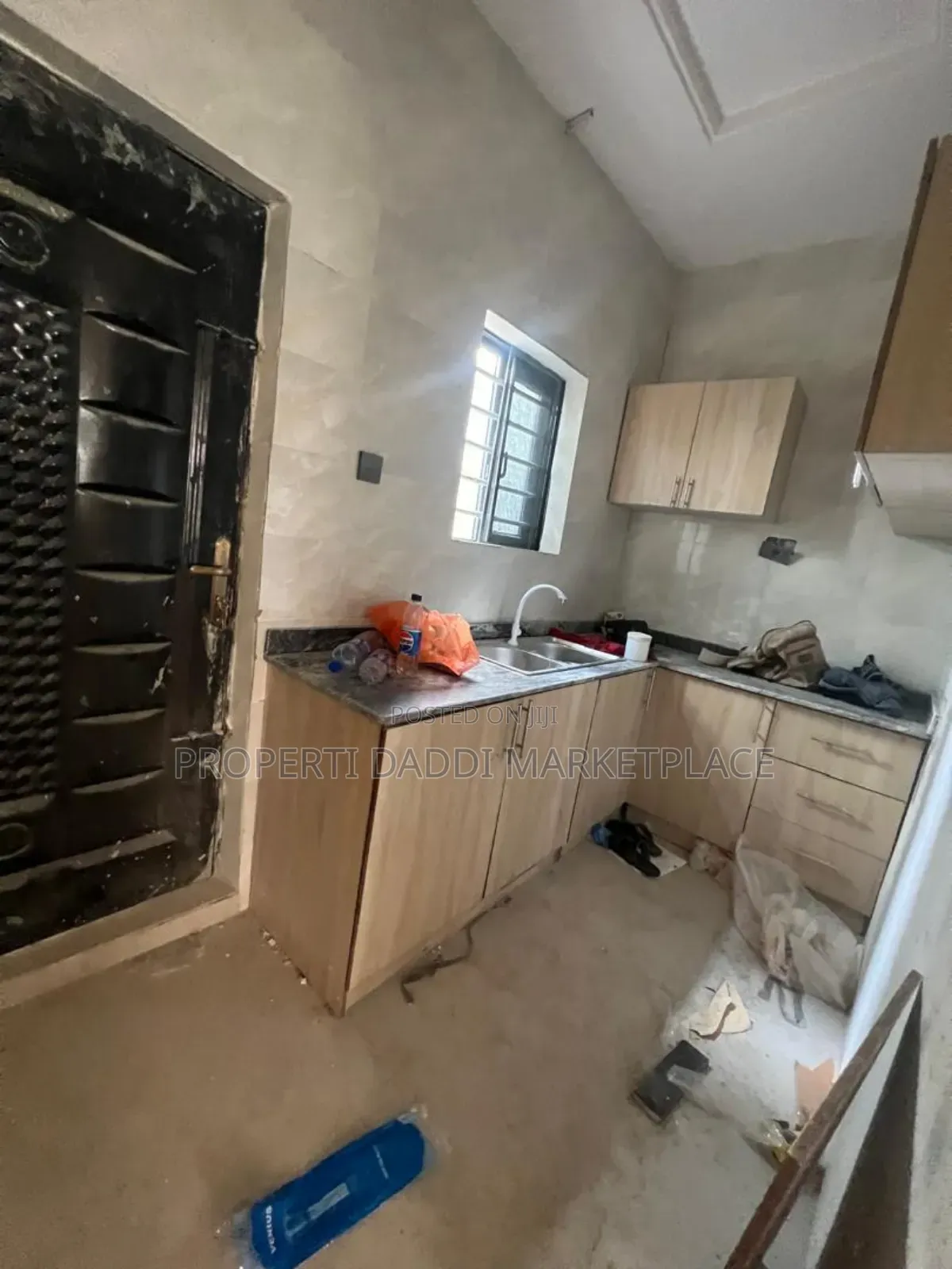 3bdrm Bungalow in Baruwa for sale