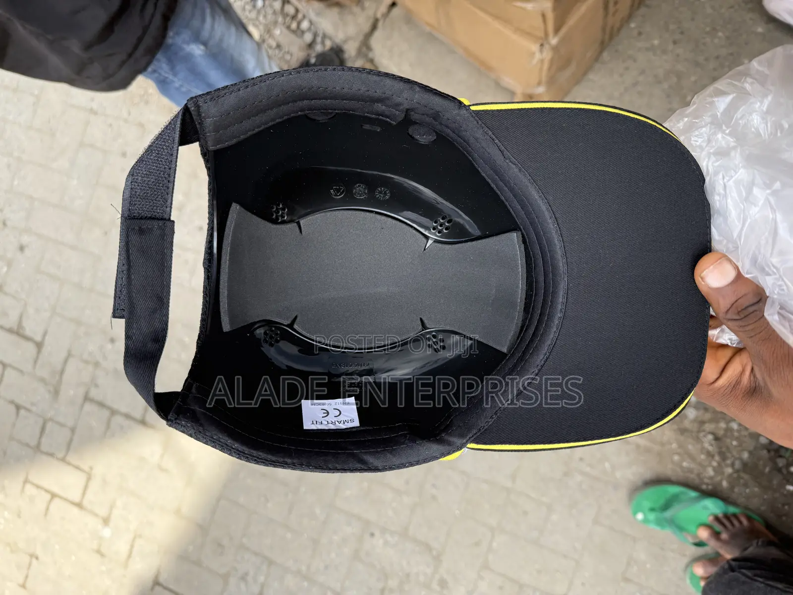 Safety Bump Cap With Reflective