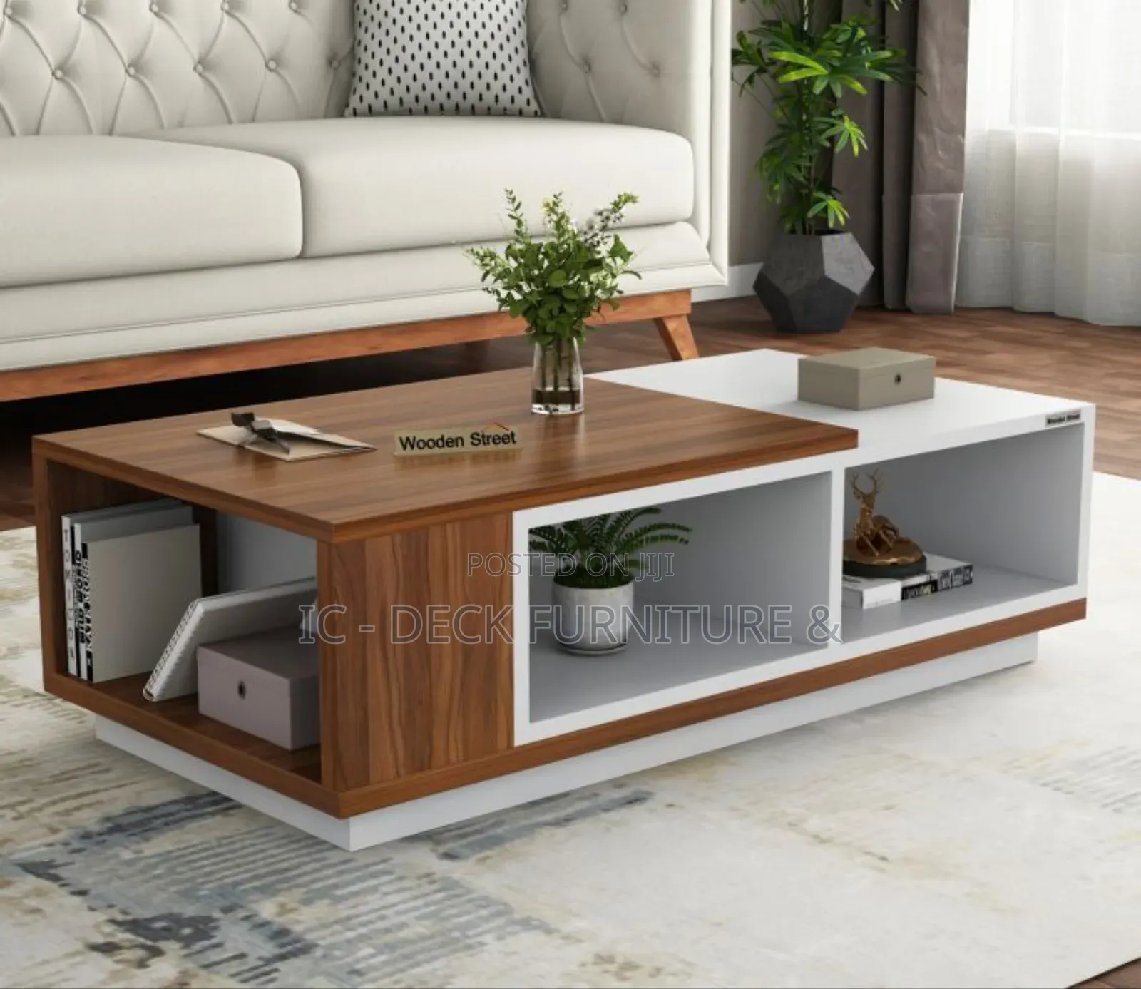 TBL35 Wooden Street Escobar Coffee / Center
