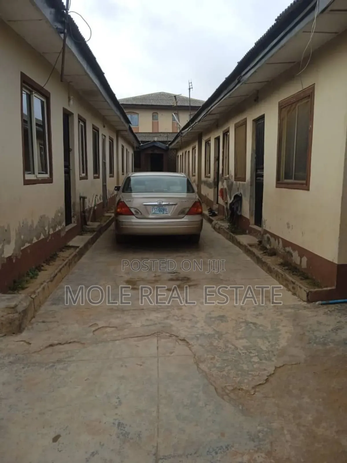 3bdrm Bungalow in Ekor Road Via Ile, Abule Egba for sale