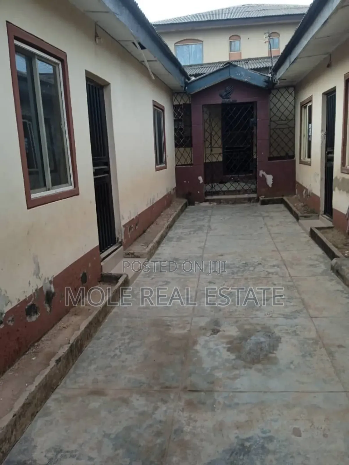 3bdrm Bungalow in Ekor Road Via Ile, Abule Egba for sale