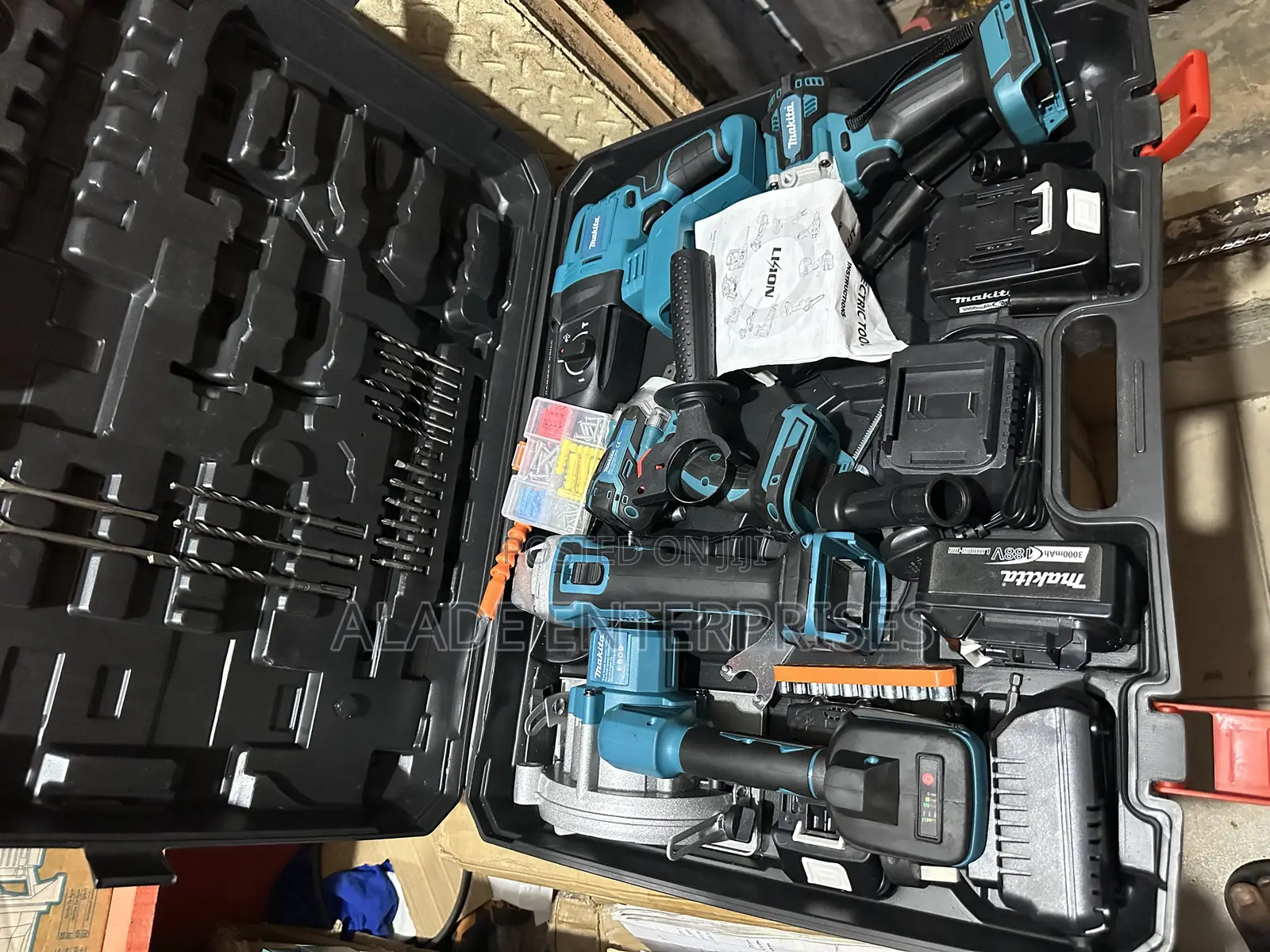 Makita Combo 4pcs Set Of Machines