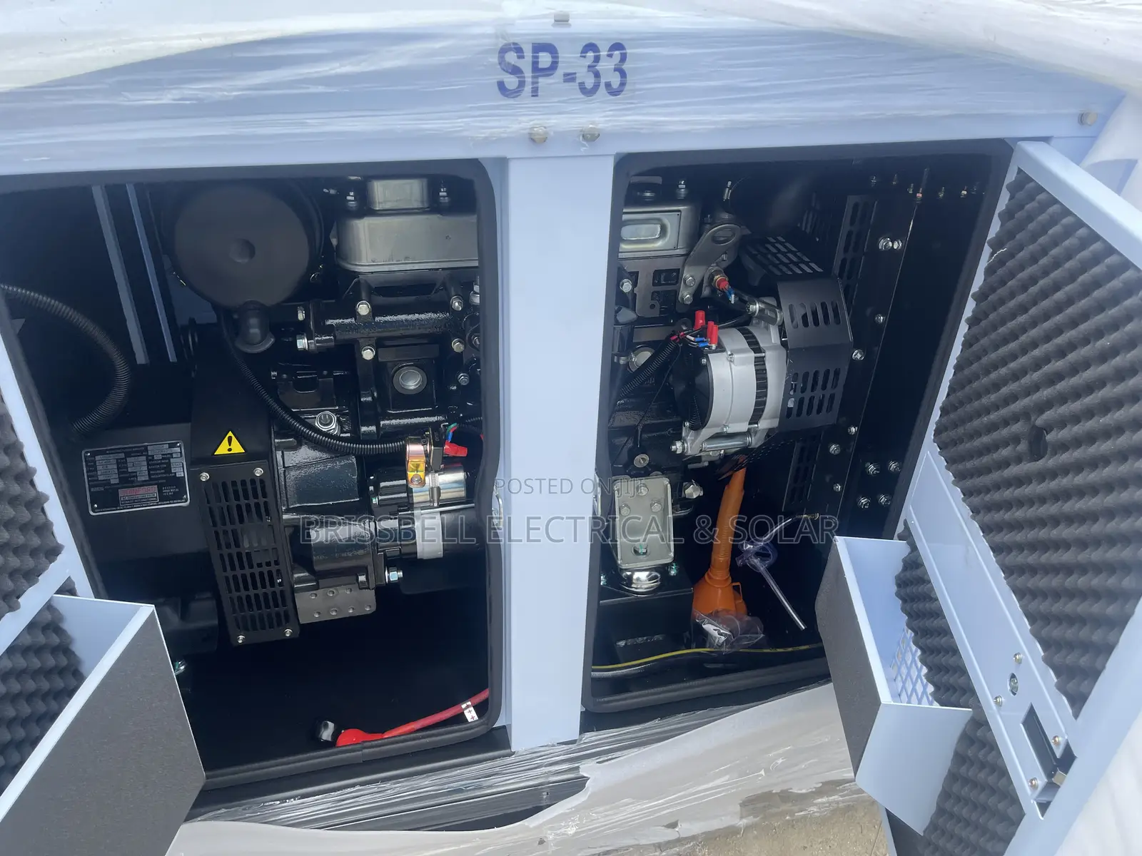 Heavy-duty England Perkins Soundproof Diesel Generator 3
