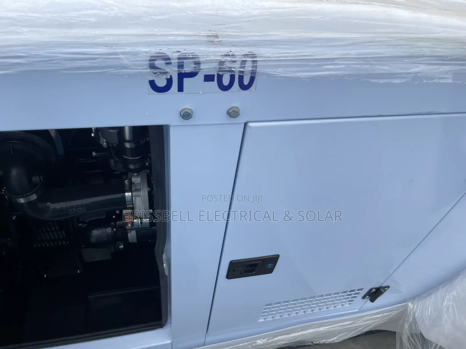 Heavy-duty England Perkins Soundproof Diesel Generator 60kva