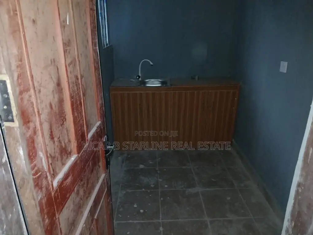 1bdrm Block of Flats in Ugwuachara, Ebonyi for rent