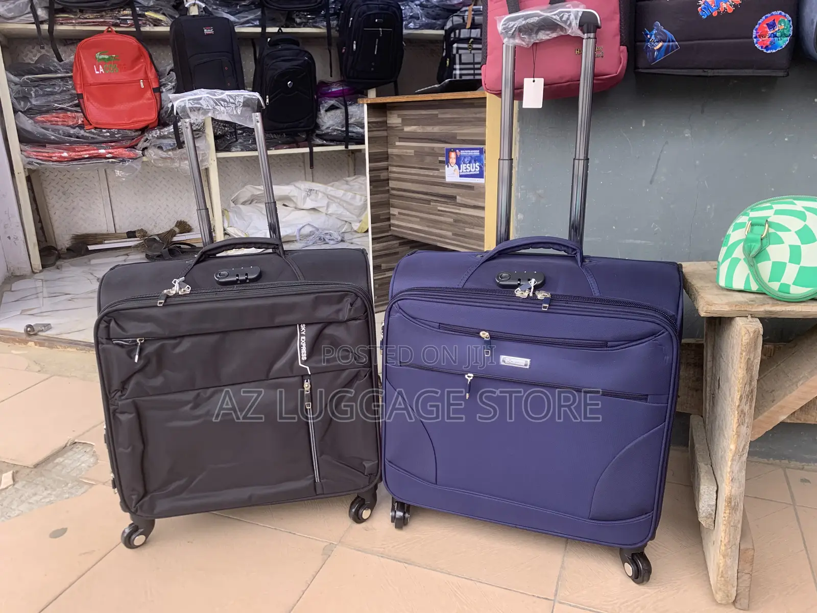 Single Hand Luggage Bag