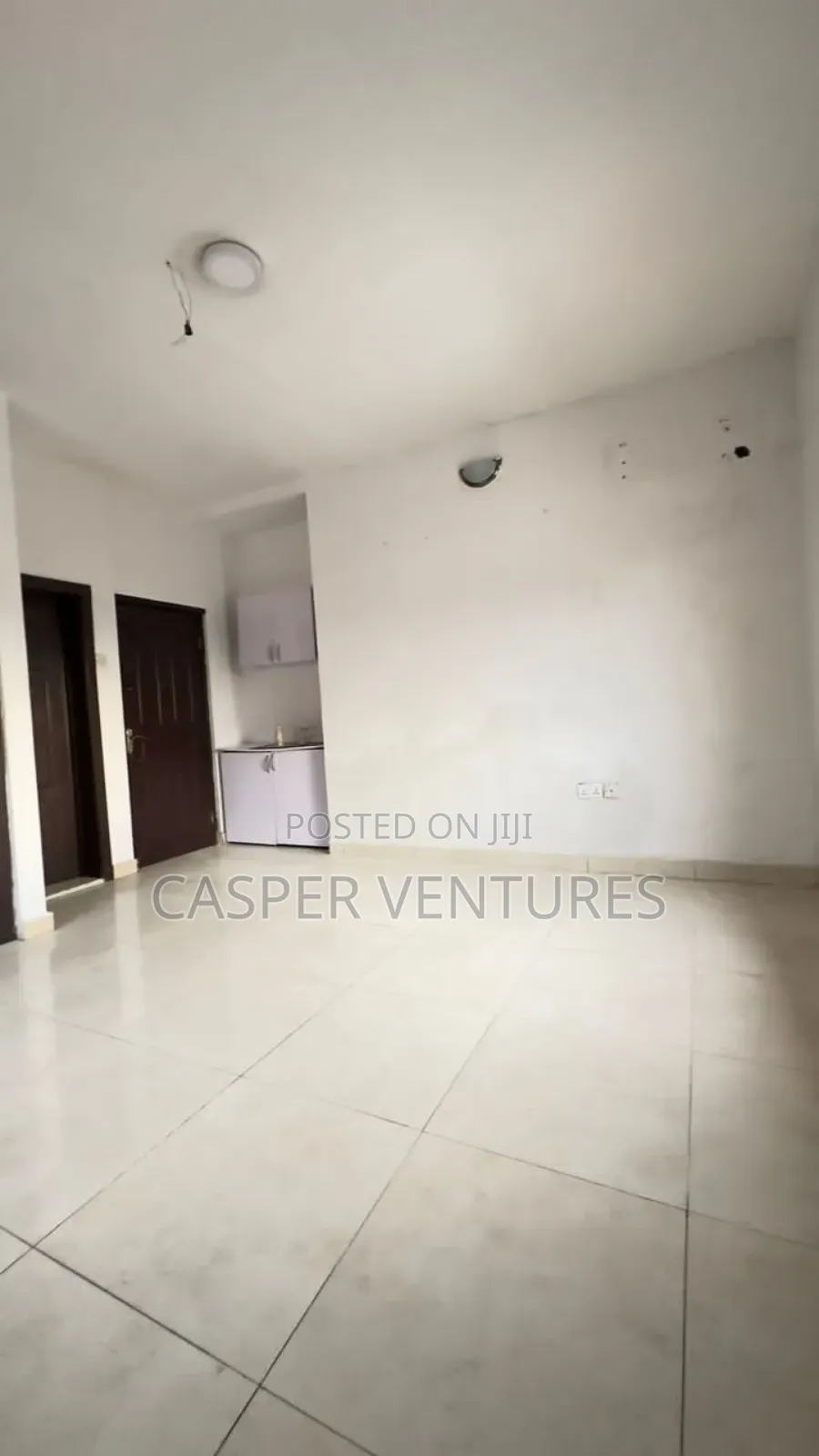 Studio Apartment in Osapa London Garden for rent