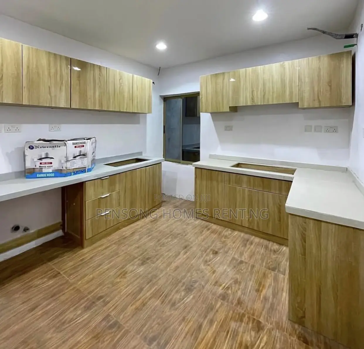 3bdrm Apartment in Vi Lagos, Victoria Island for rent
