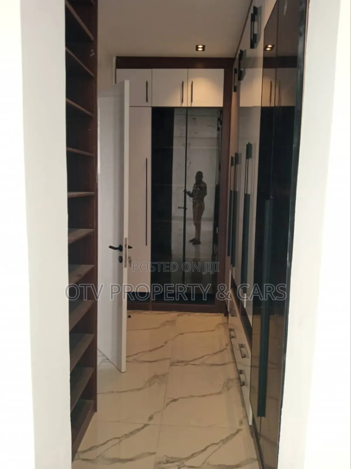 Furnished 5bdrm Duplex in Lekki for sale