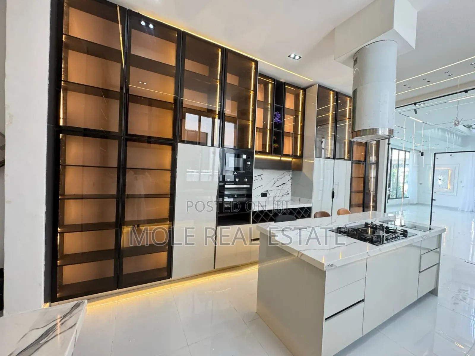 Furnished 4bdrm Duplex in Ajah Leki for sale