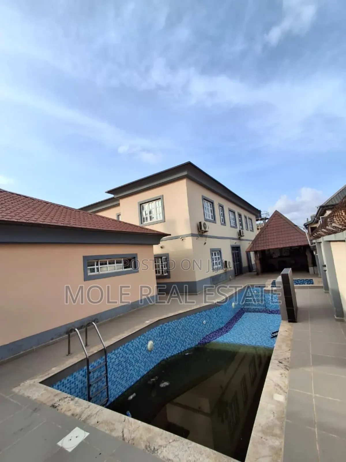 5bdrm Duplex in New London Baruwa for sale