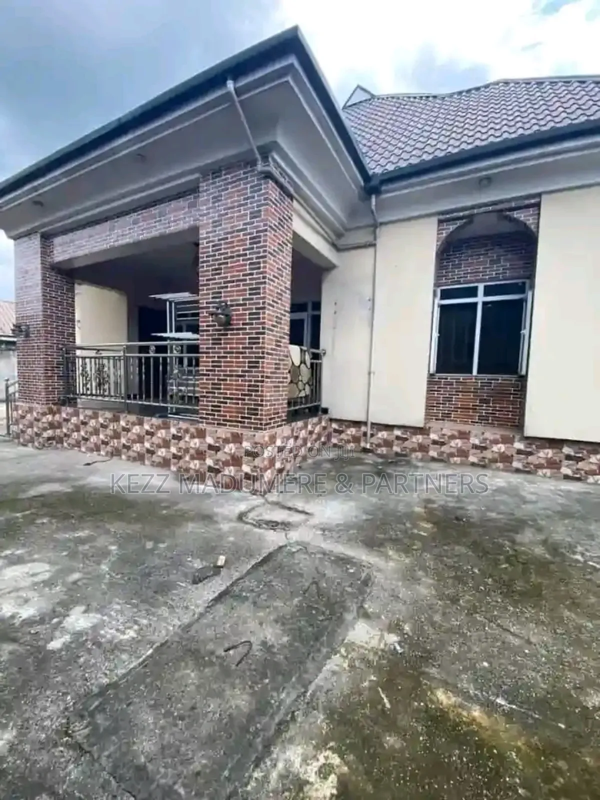 3bdrm Bungalow in Igwuruta Port for sale