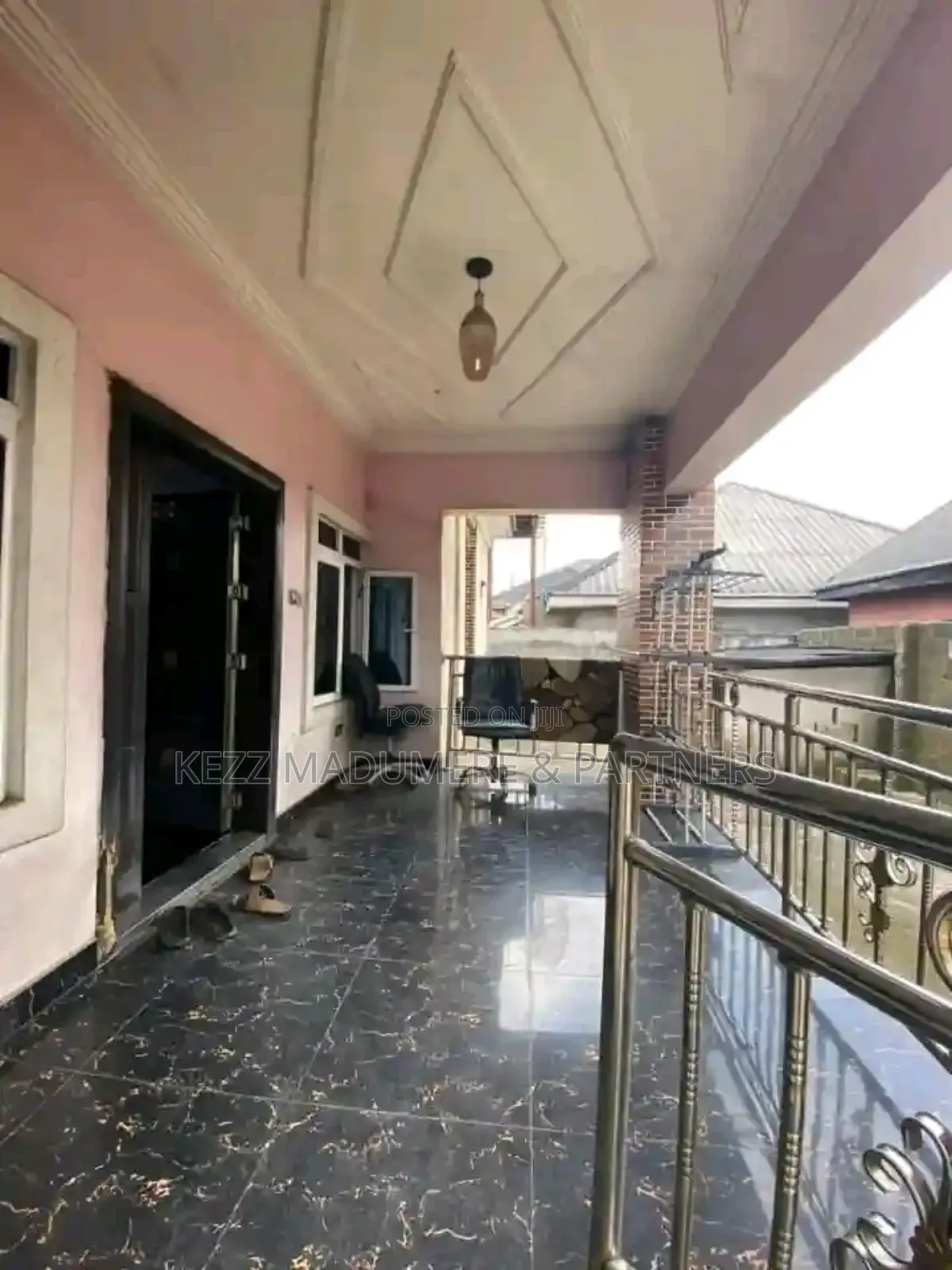 3bdrm Bungalow in Igwuruta Port for sale